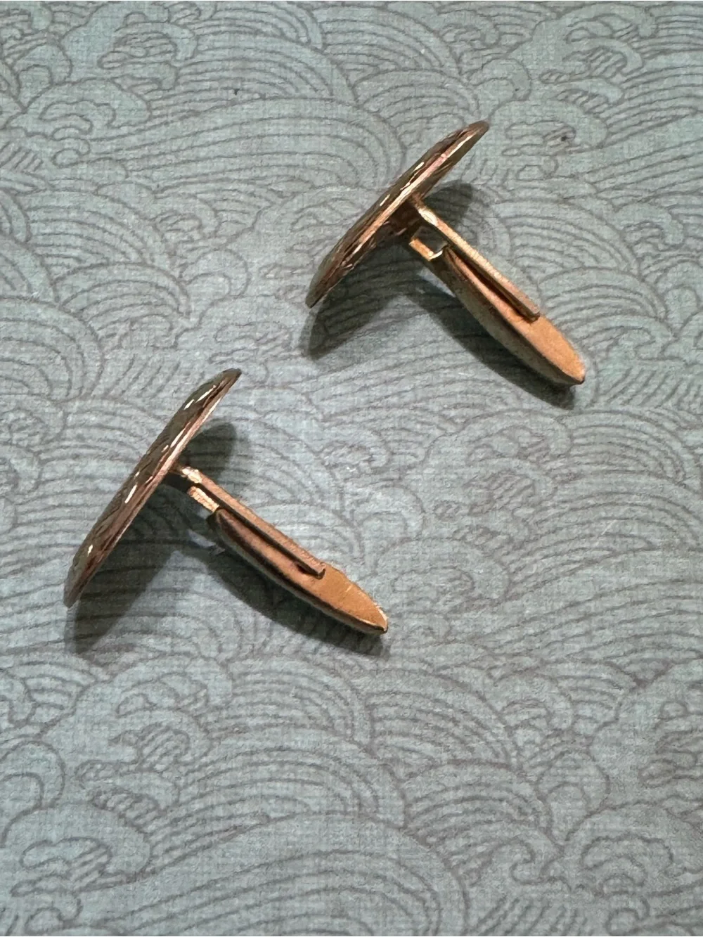 VINTAGE FLEUR DE LIS CUFF LINKS